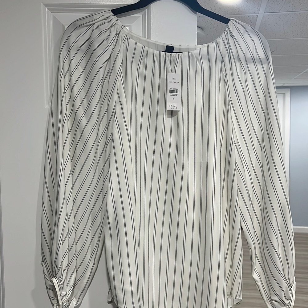 Ann Taylor blouse small